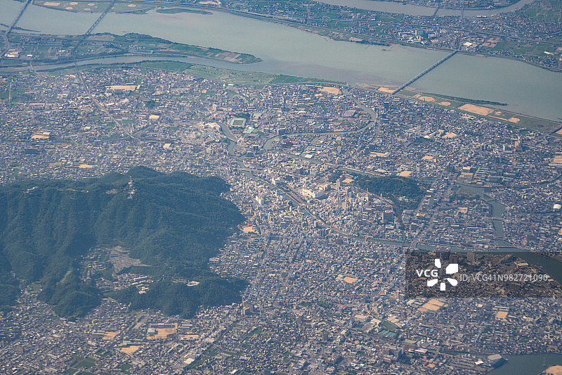 飞机航拍日本德岛市中心日景图片素材