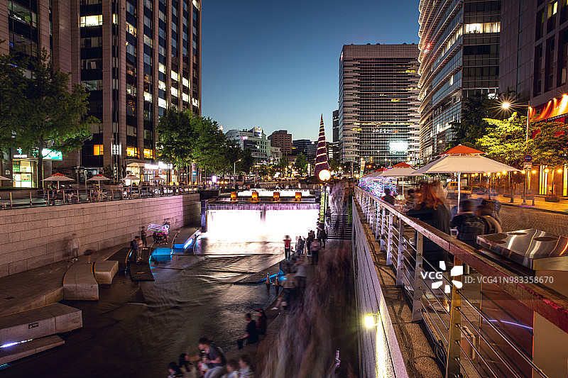 首尔市中心清溪川图片素材