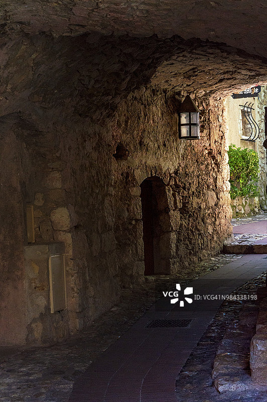 法国埃兹中世纪村庄的街道图片素材