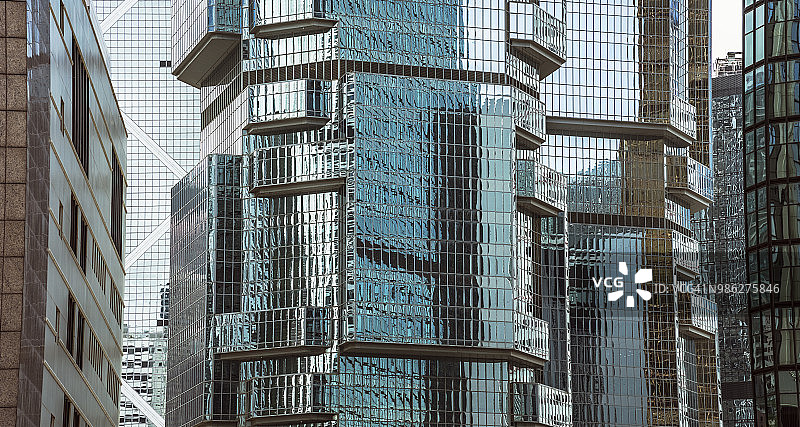 中国香港：市中心现代办公大楼图片素材