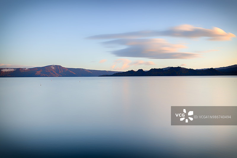 日本青森县十和田湖的自然风光图片素材
