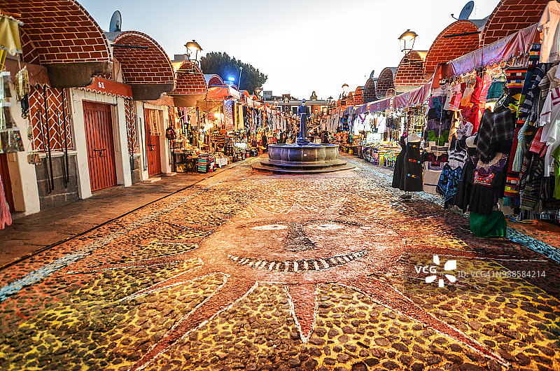 墨西哥普埃布拉市的工艺品展览会，2017年1月图片素材