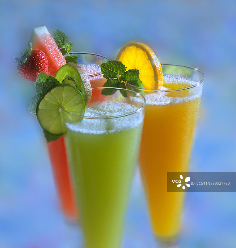 三种果汁图片素材