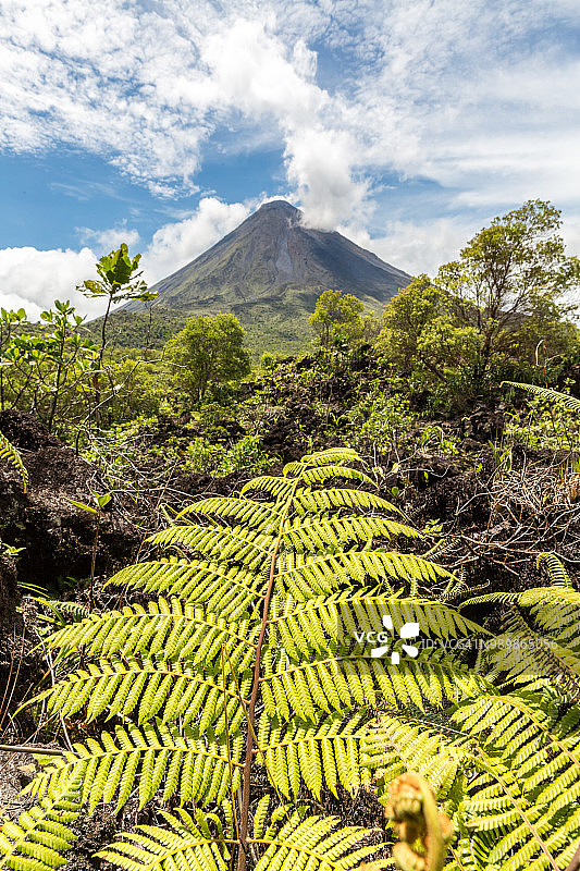 Arenal火山图片素材