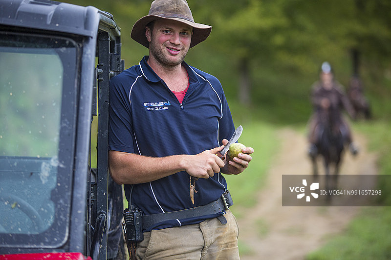 旺格努伊国家公园的蓝鸭小屋：专注于保护的工作农场图片素材