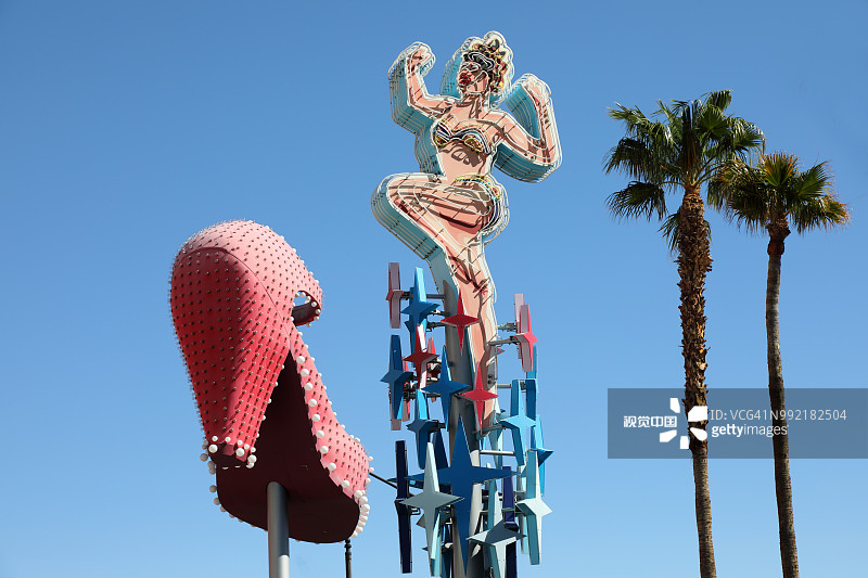 拉斯维加斯市中心弗里蒙特街的霓虹灯图片素材