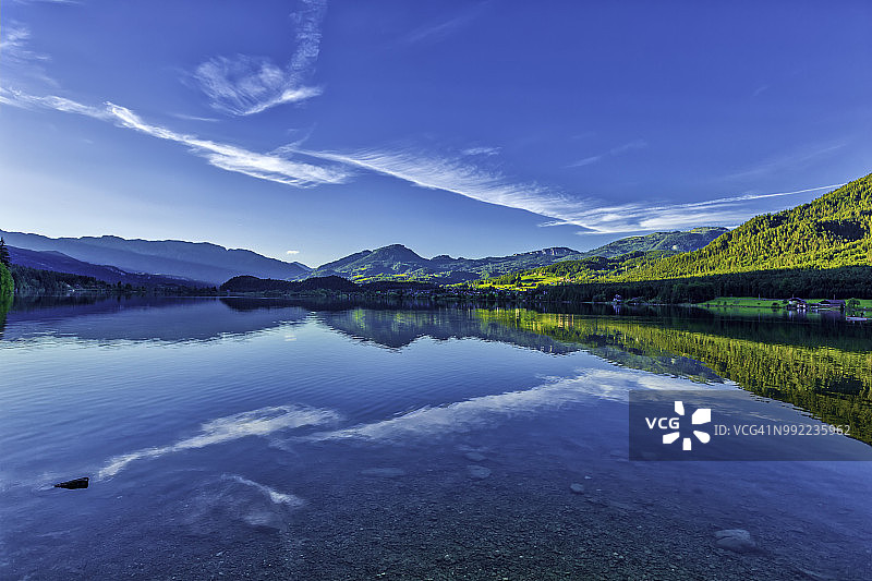 山间湖泊（HDRi）图片素材
