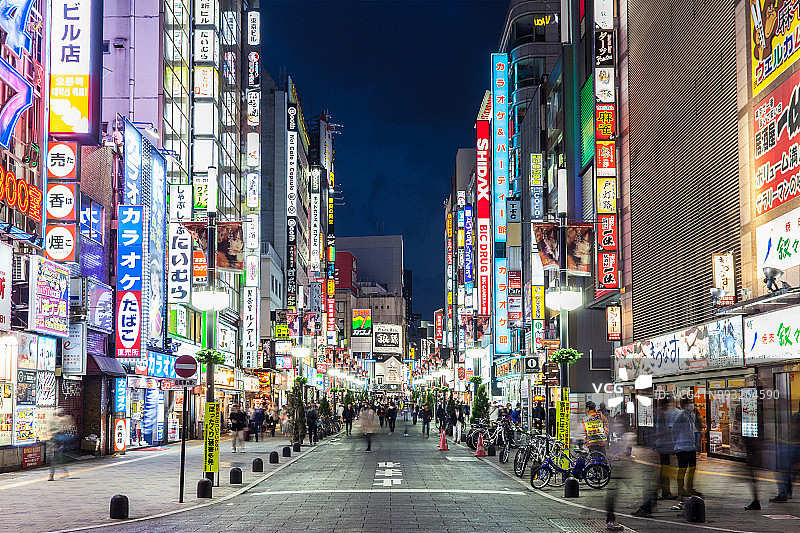 歌舞伎町，新宿的霓虹灯图片素材