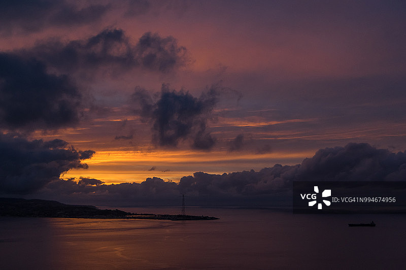 墨西拿海峡的日落序列 - II图片素材