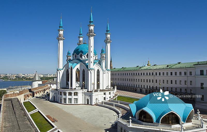 喀山克里姆林宫库尔·沙里夫清真寺，俄罗斯鞑靼斯坦共和国喀山图片素材