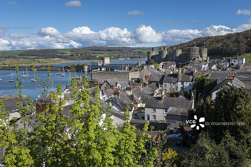 北威尔士康威镇的城墙图片素材