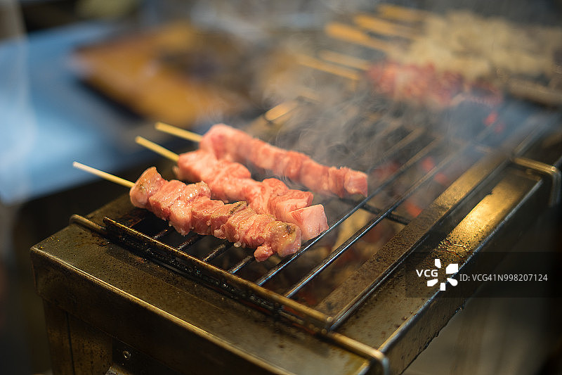 日式烤肉串烤神户和牛图片素材