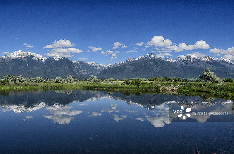 蒙大拿州奈派普斯国家野生动物保护区米申山脉景观图片素材