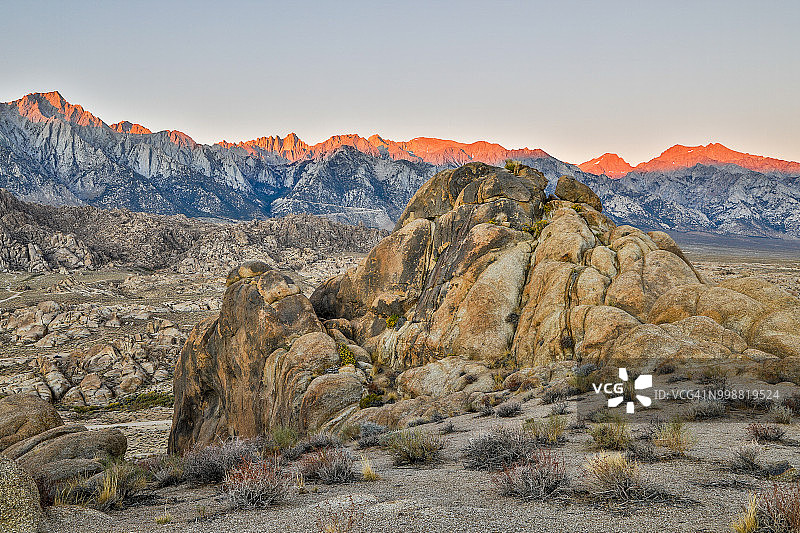 美国加利福尼亚州阿拉巴马山日出图片素材