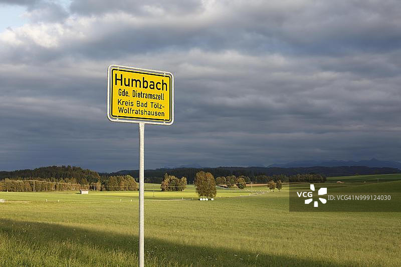 德国巴伐利亚州胡姆巴赫镇标识图片素材