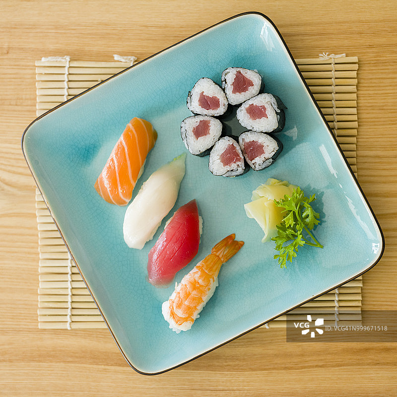 寿司拼盘图片素材