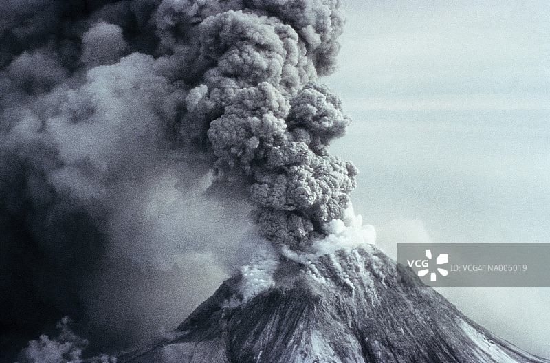 火山喷发图片素材