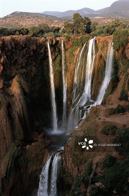 乌祖德瀑布图片素材