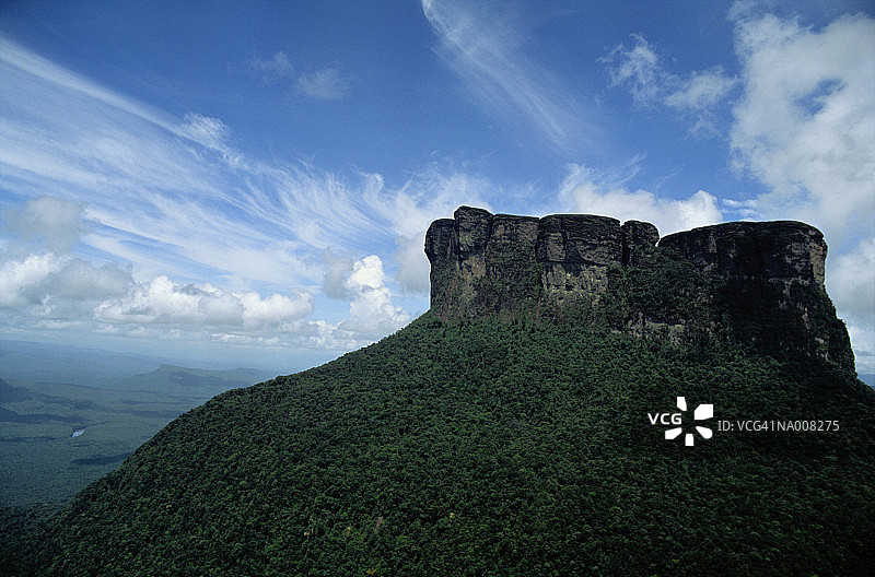 山峰顶部图片素材