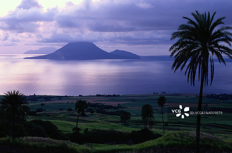 萨巴岛的日落景色图片素材