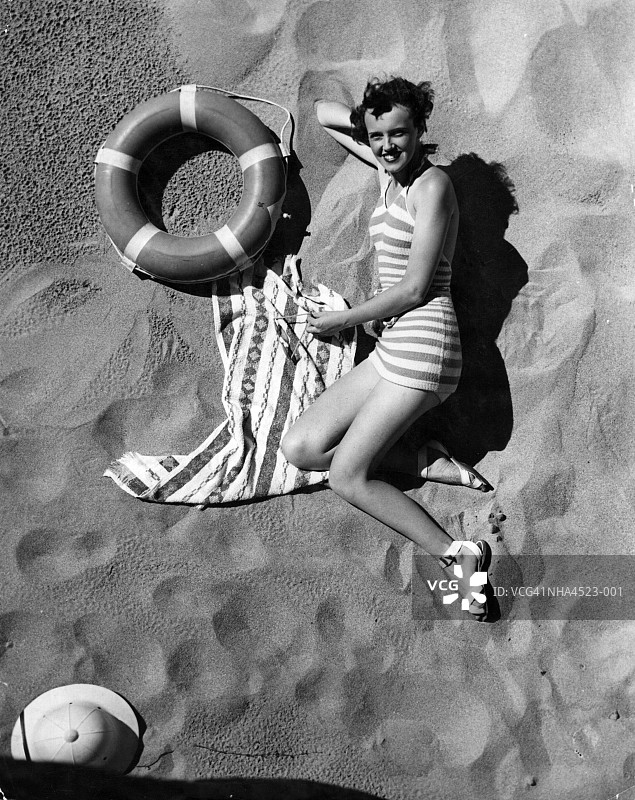 冲浪女孩图片素材