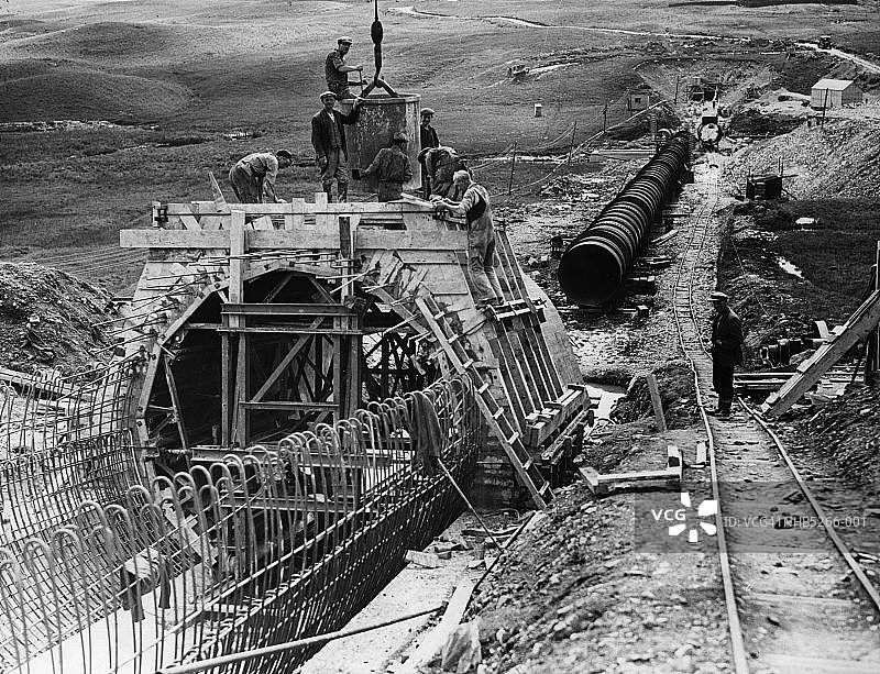 管道安装图片素材