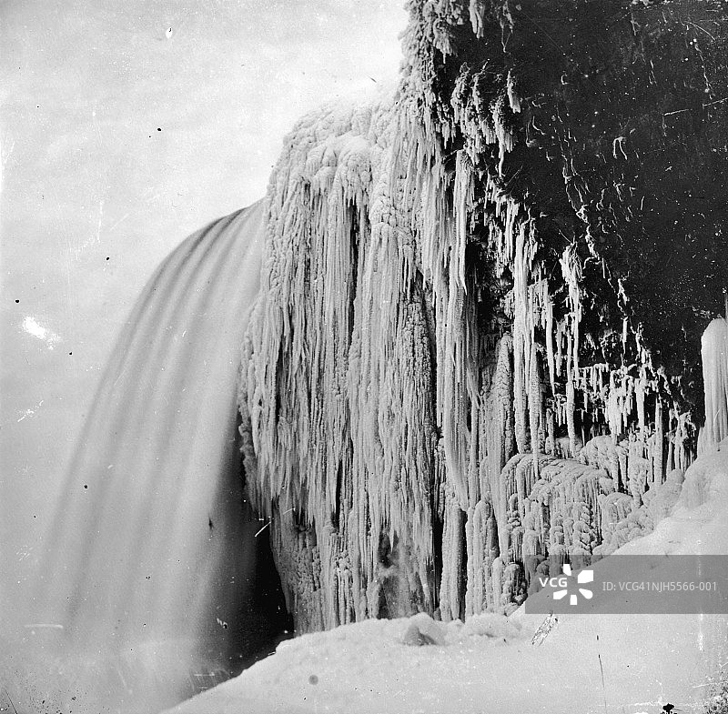 冰冷的面纱图片素材