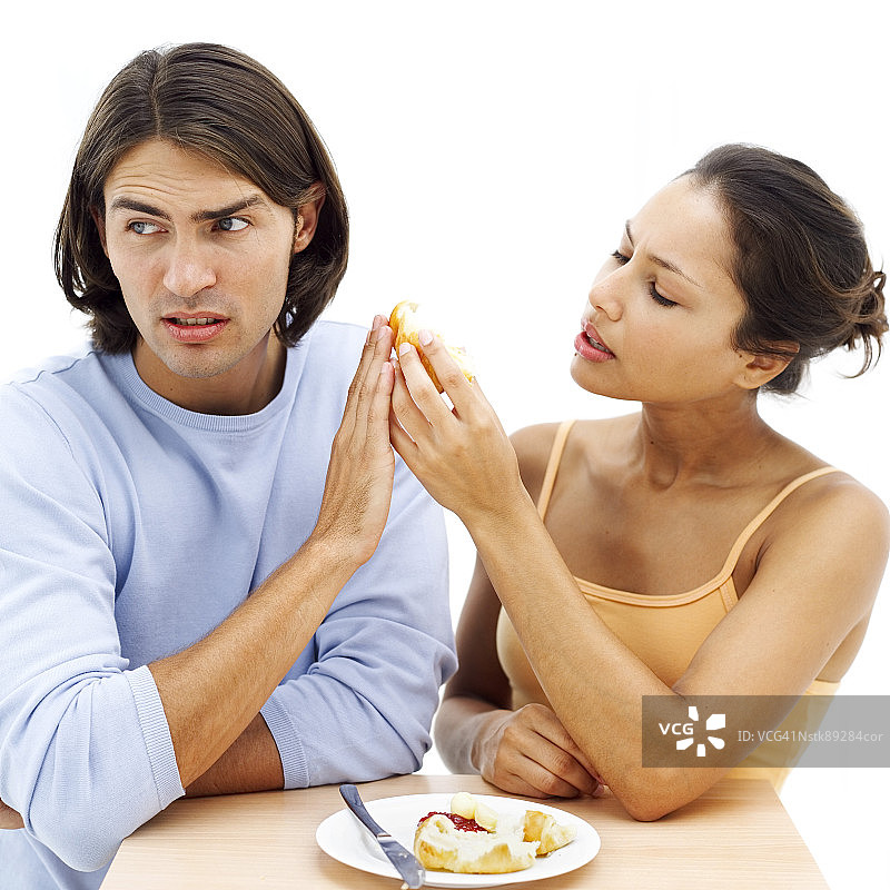 拒绝进食的年轻男子肖像图片素材