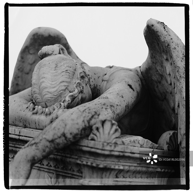 堕落天使雕像——细节图片素材