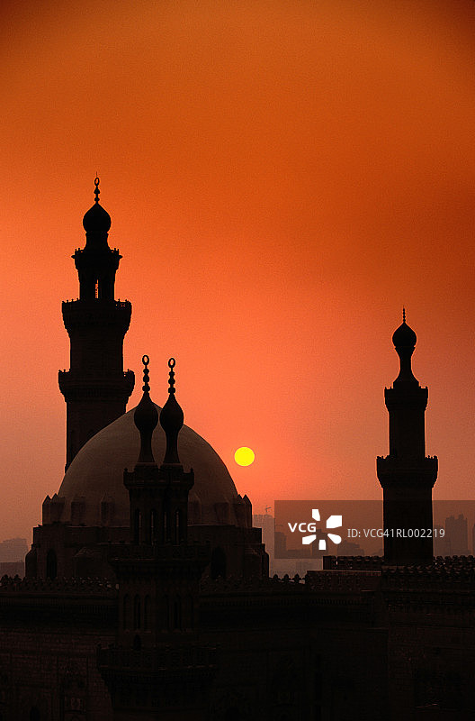 埃及开罗的清真寺与日落图片素材