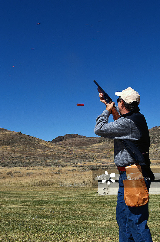 飞碟射击图片素材