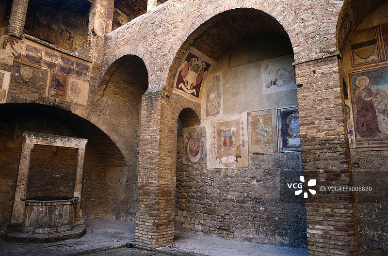 格罗萨塔内部图片素材