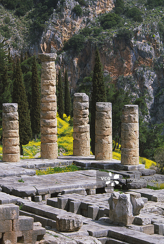 德尔斐古老的柱子图片素材