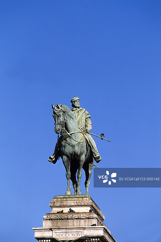 朱塞佩·加里波第雕像图片素材