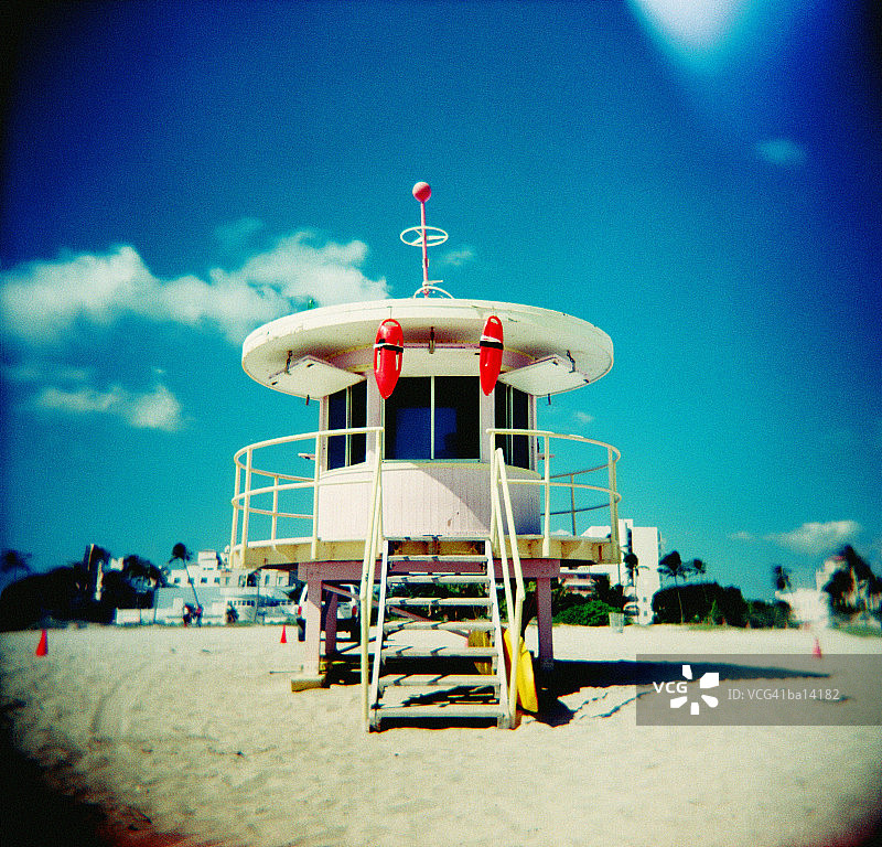 美国佛罗里达州迈阿密海滩的救生员站图片素材