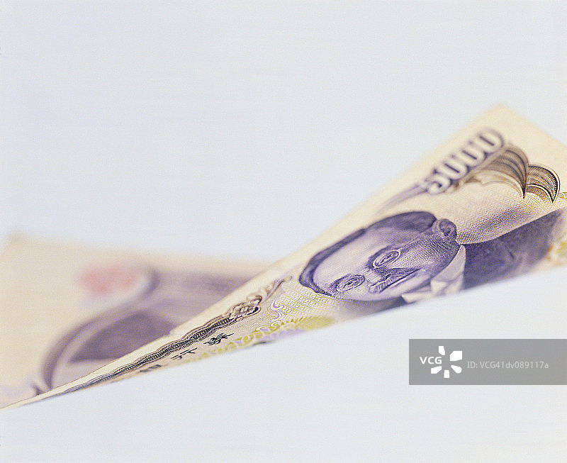 日式音符飘落图片素材