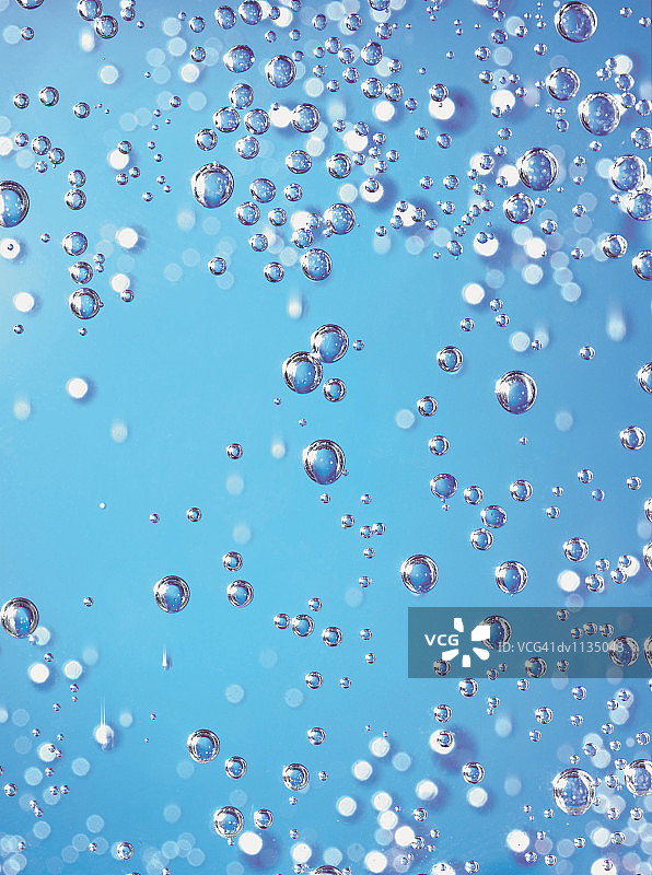 水中的气泡图片素材