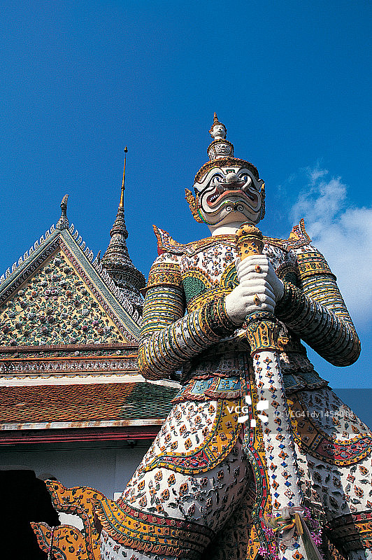 泰国曼谷黎明寺的华丽雕像图片素材