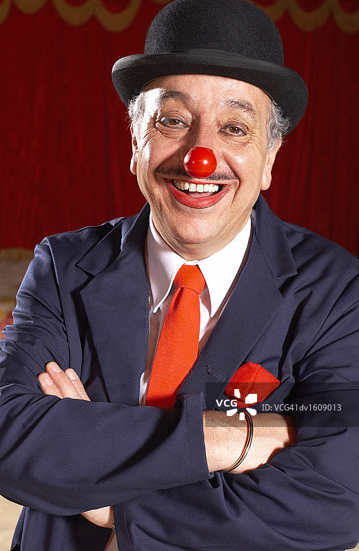 红鼻子马戏团小丑画像图片素材