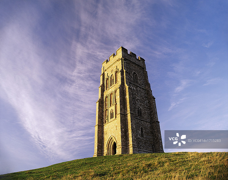 英国萨默塞特郡格拉斯顿伯里山丘图片素材