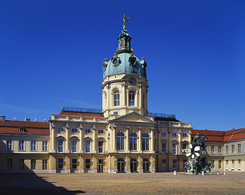 德国柏林夏洛滕堡宫图片素材