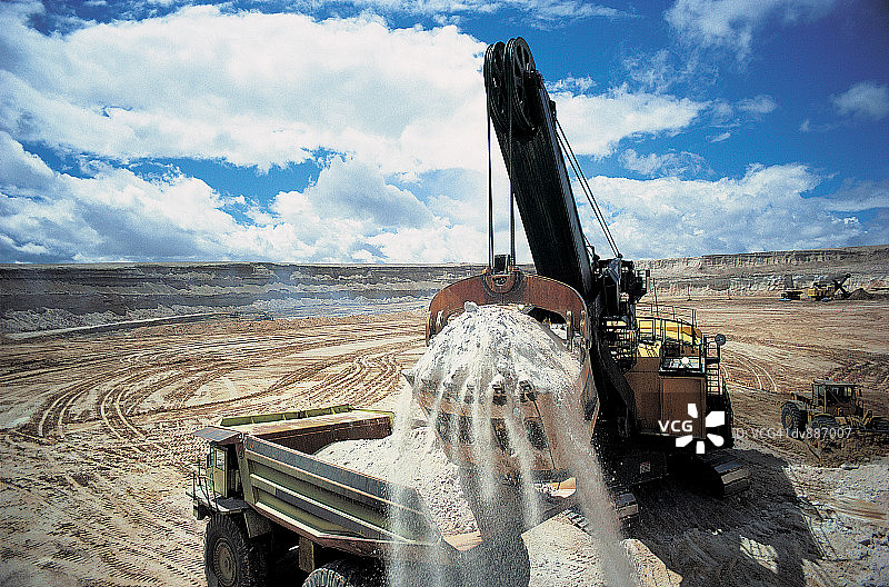 美国怀俄明州的露天铀矿图片素材