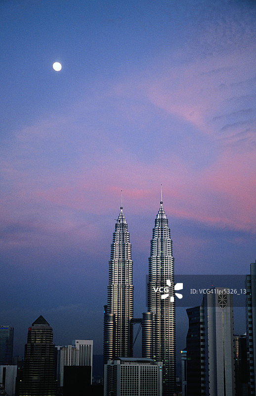吉隆坡双子塔夜景图片素材