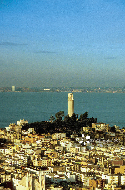 美国加利福尼亚州旧金山的科伊特塔和海湾景色图片素材