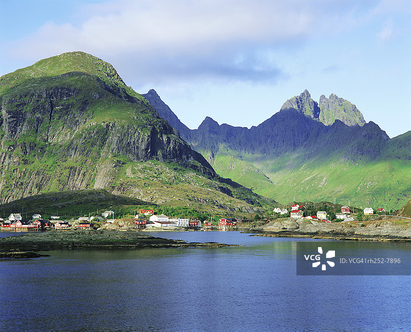 挪威罗弗敦群岛廷德渔村图片素材