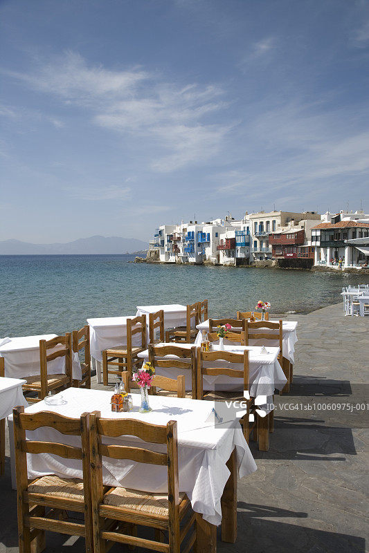 希腊基克拉泽斯群岛米科诺斯岛霍拉小威尼斯图片素材