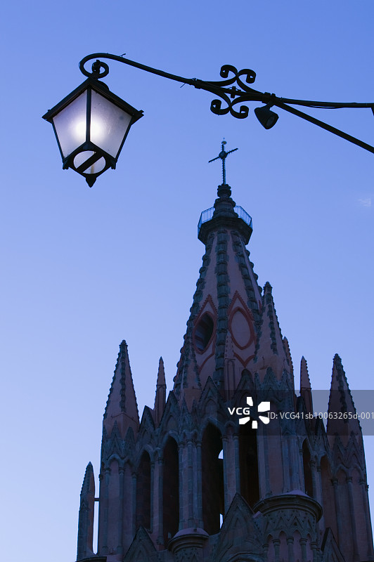 墨西哥瓜纳华托州圣米格尔德阿连德教堂尖顶图片素材