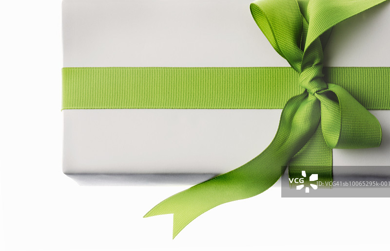 绿色丝带礼品俯视图图片素材