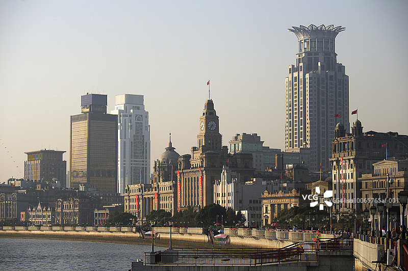 中国上海黄浦江外滩风光图片素材