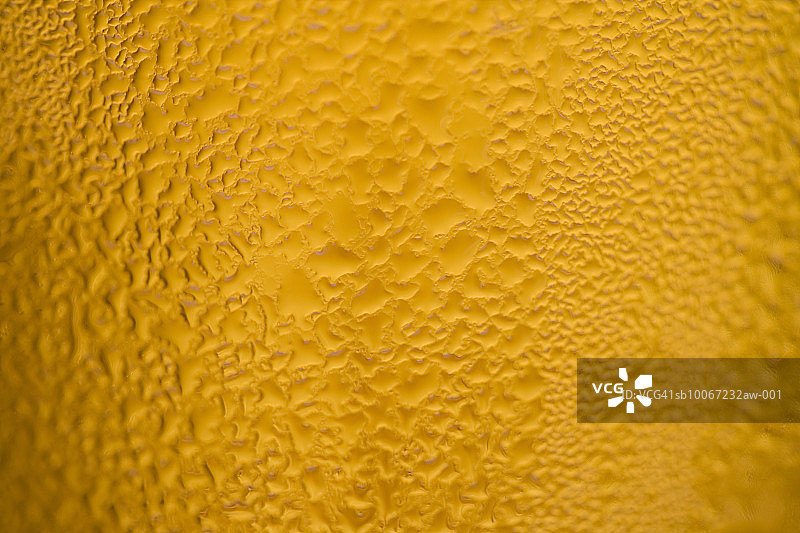 一杯啤酒的特写图片素材
